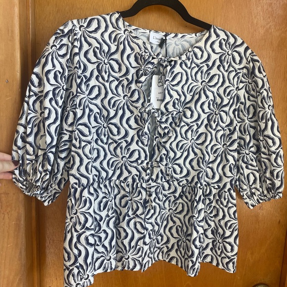 Tie front top - Picture 1 of 2